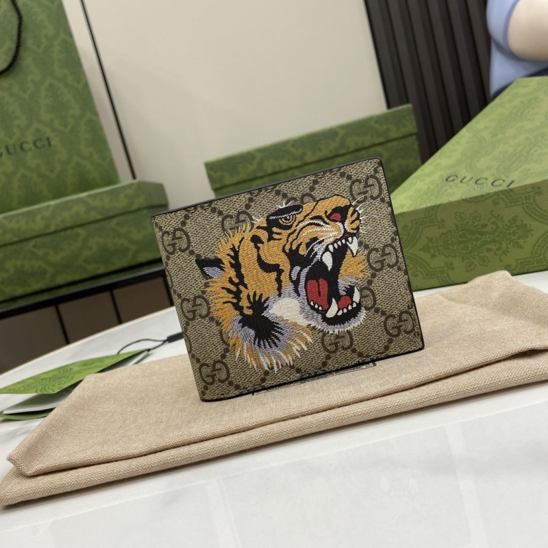 G*u*i wallets & purse